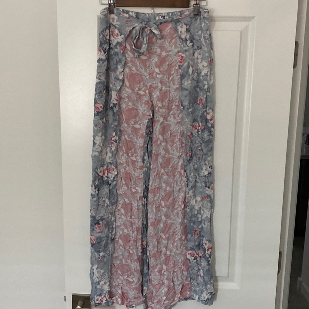Flowy flower print pants 100% rayon, 100% comfy